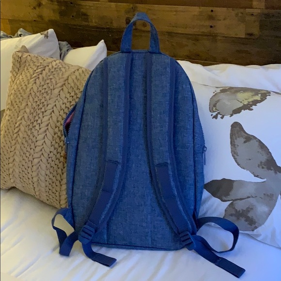 Herschel Backpack🌙 - Picture 2 of 5